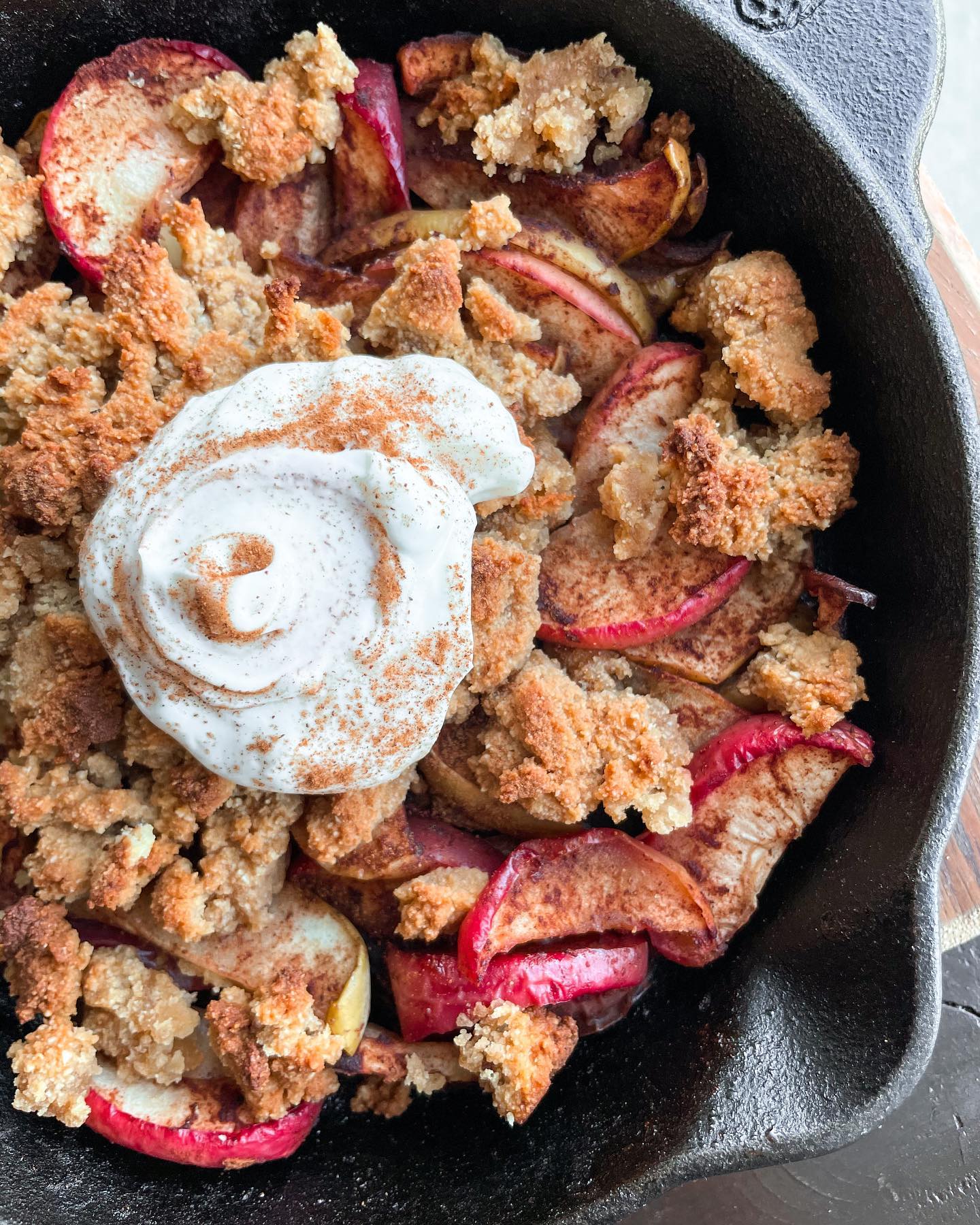 Vegan and Gluten-Free Apple Crisp