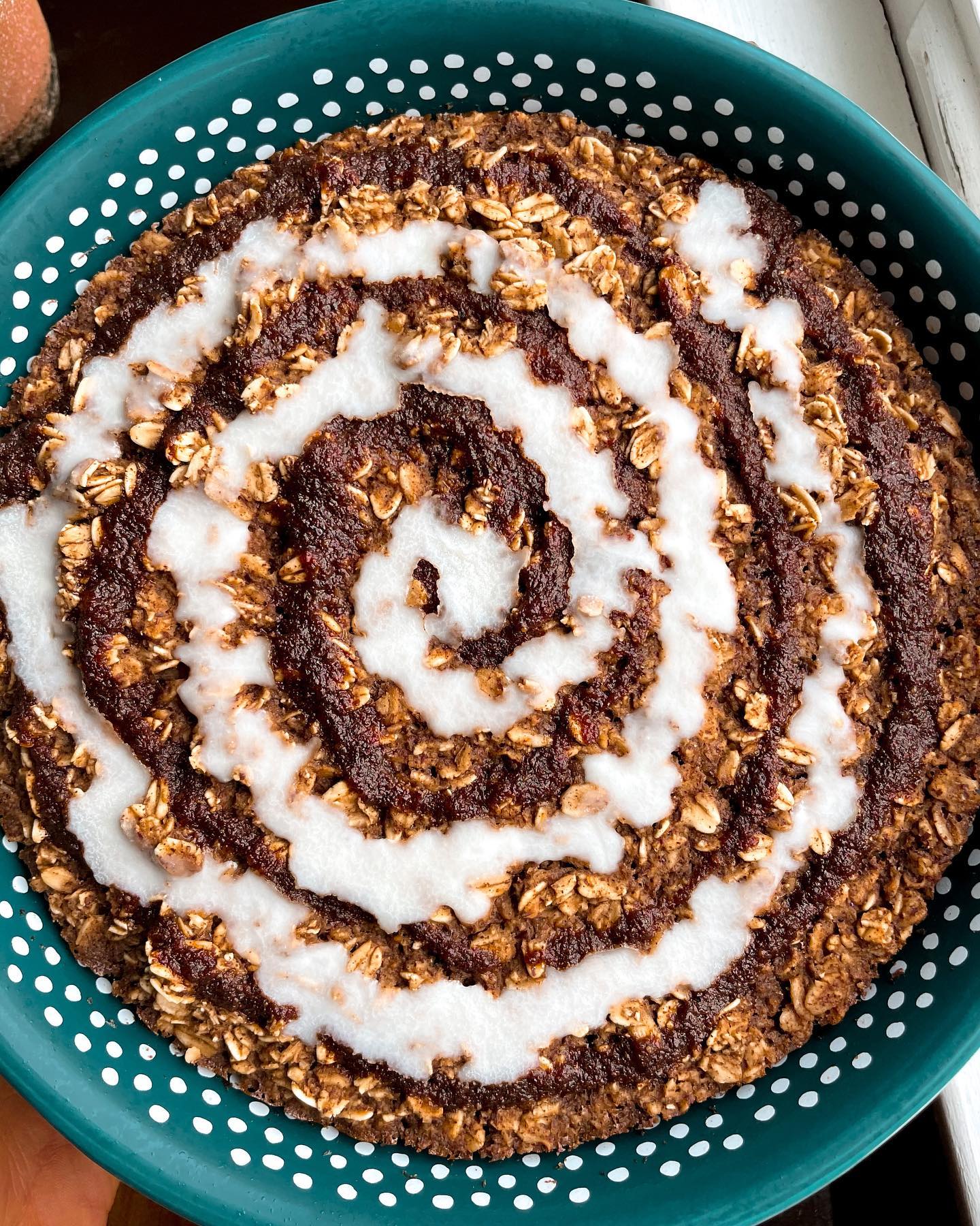 Vegan Cinnamon Roll Baked Oatmeal