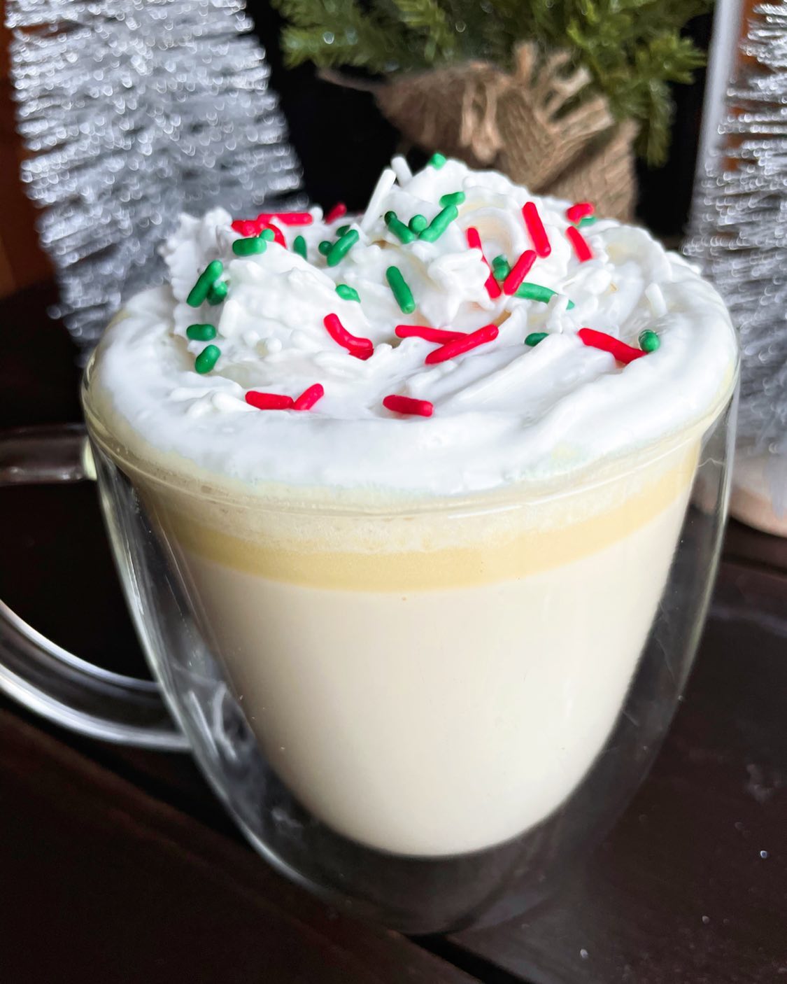 Creamy White Hot Chocolate Drink