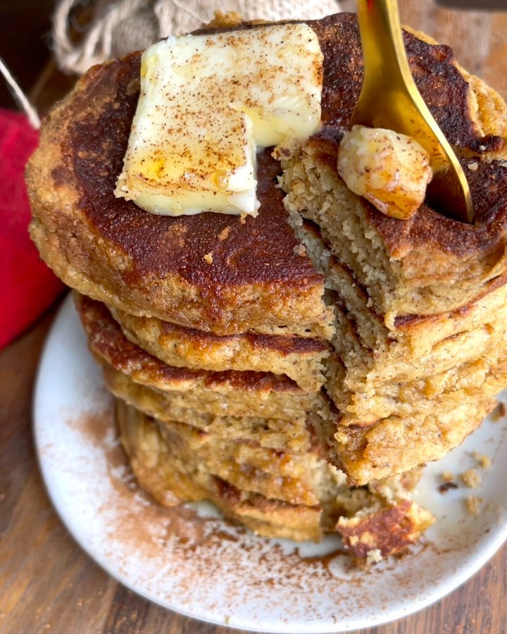 Fluffy Gingerbread Pancakes