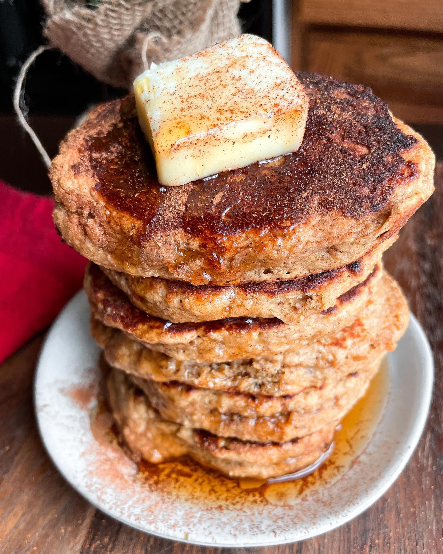 Fluffy Gingerbread Pancakes