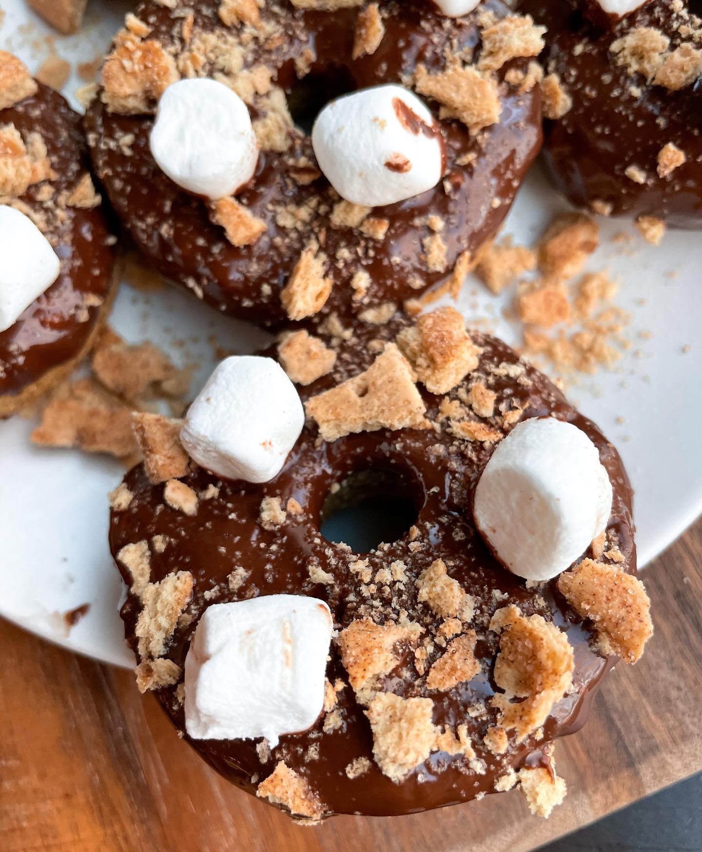 Easy Gluten-Free S'mores Donuts