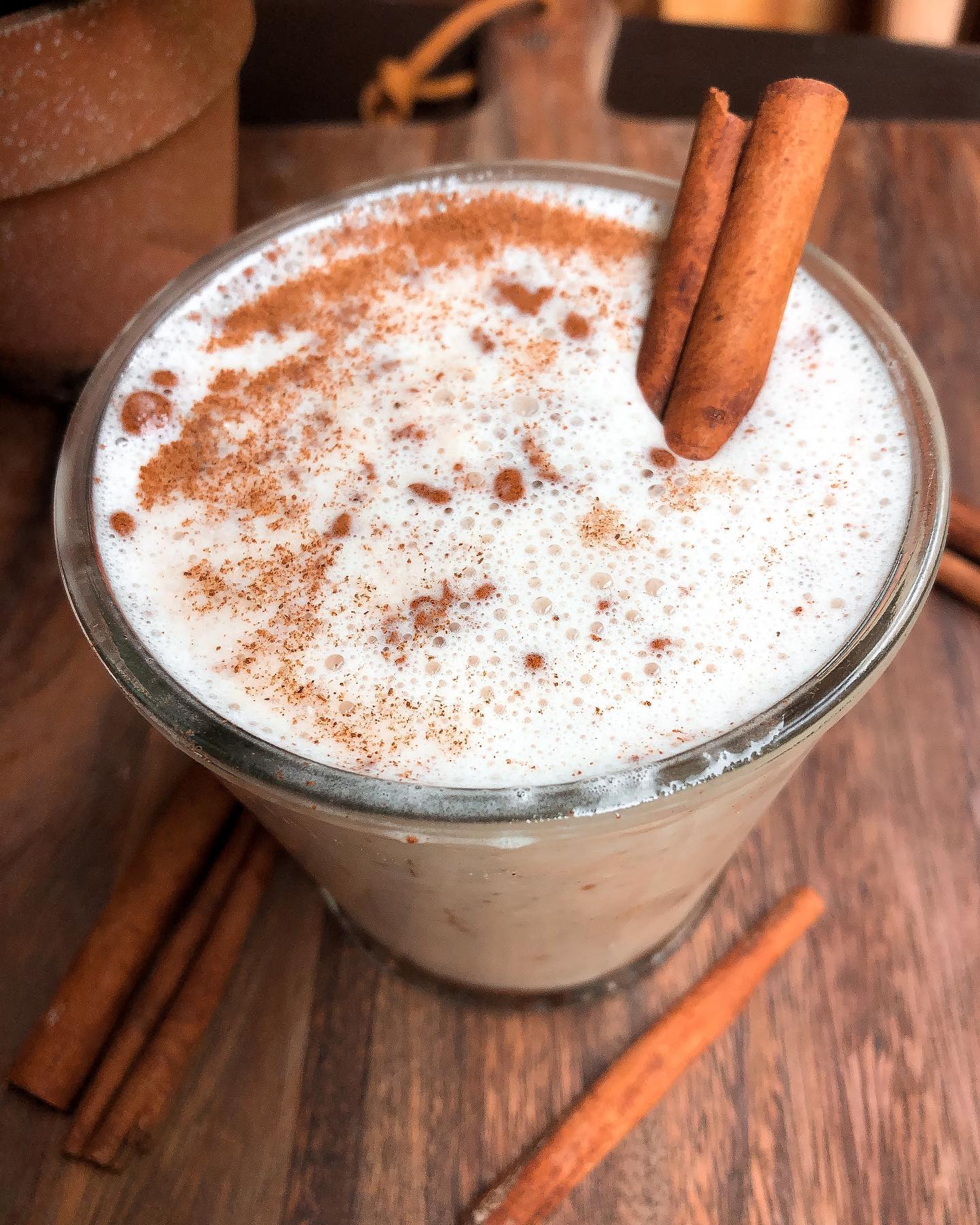 Easy Cinnamon Roll Flavored Smoothie