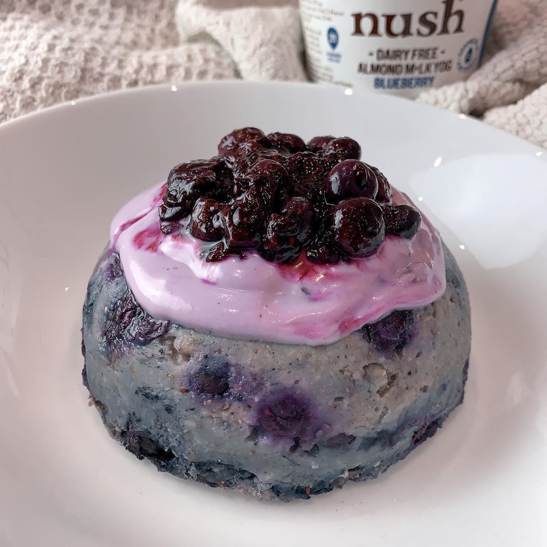 Blueberry Muffin Overnight Oat Cake