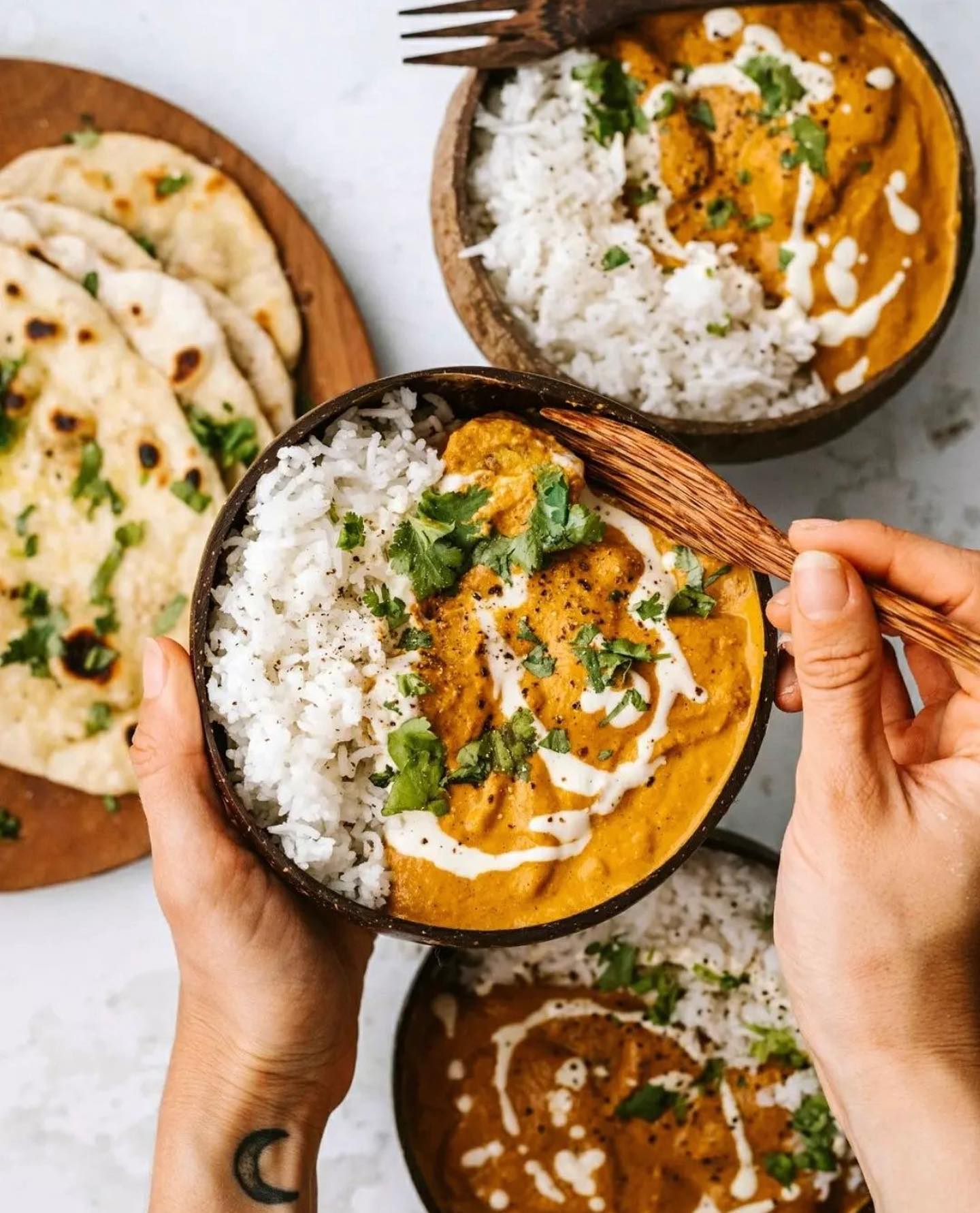 Creamy Butter Tempeh with Garlic Naan