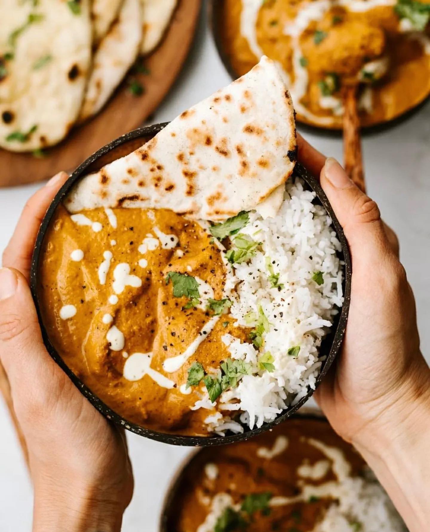 Creamy Butter Tempeh with Garlic Naan