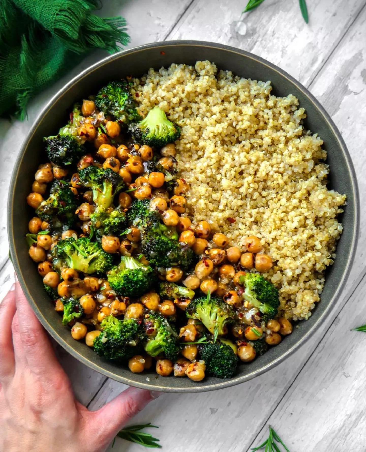 Creamy Lemon Rosemary Broccoli and Chickpeas