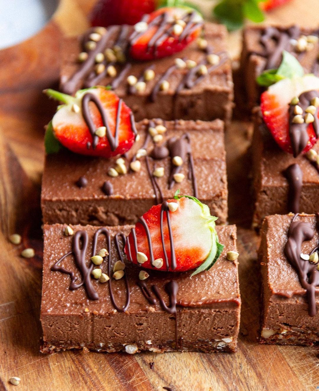 Raw Chocolate Mousse Slice