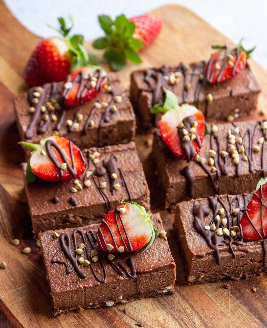 Raw Chocolate Mousse Slice