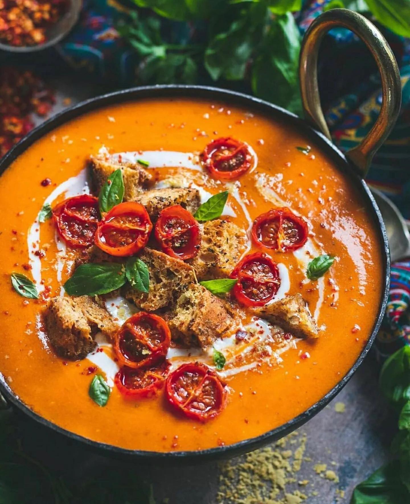 Coconut & Roasted Red Pepper Tomato Soup