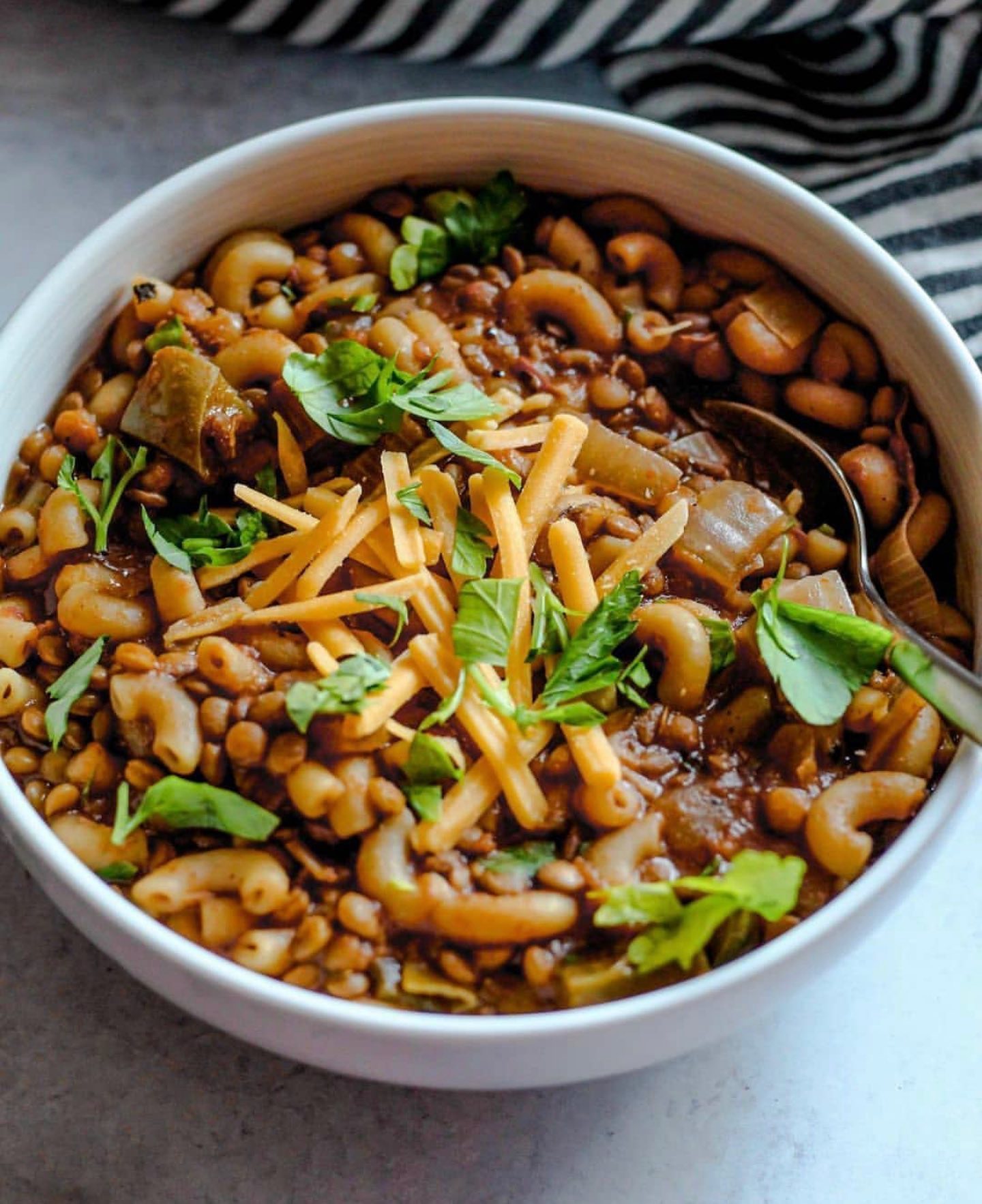 Quick Vegan Chili Mac