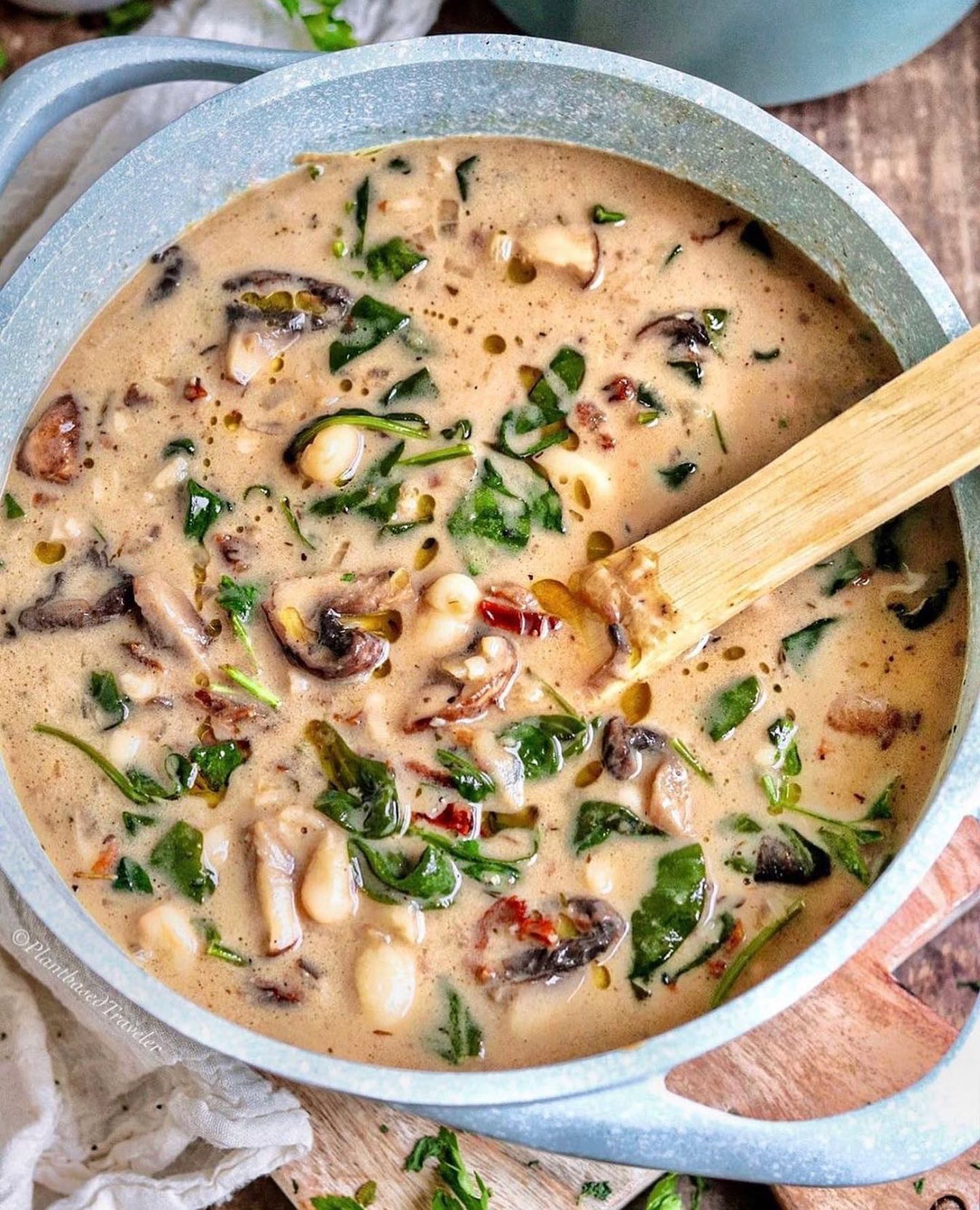 Creamy Mushrooms with Spinach and Beans