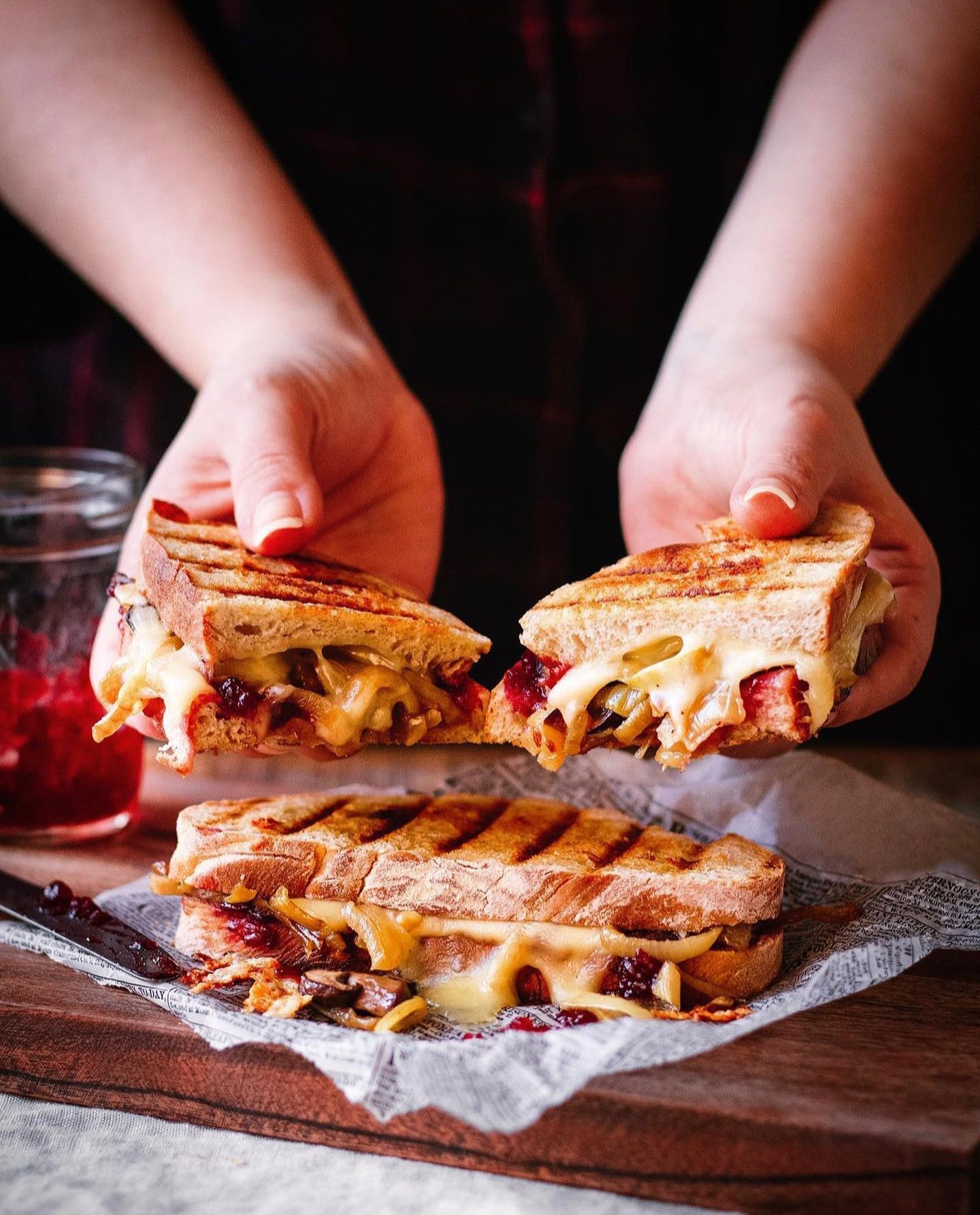 Vegan Cheese Toastie with Caramelized Onions