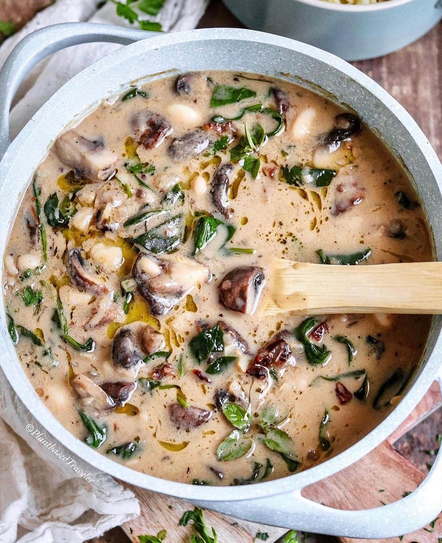 Creamy Mushrooms with Sun-Dried Tomatoes, Spinach and White Beans
