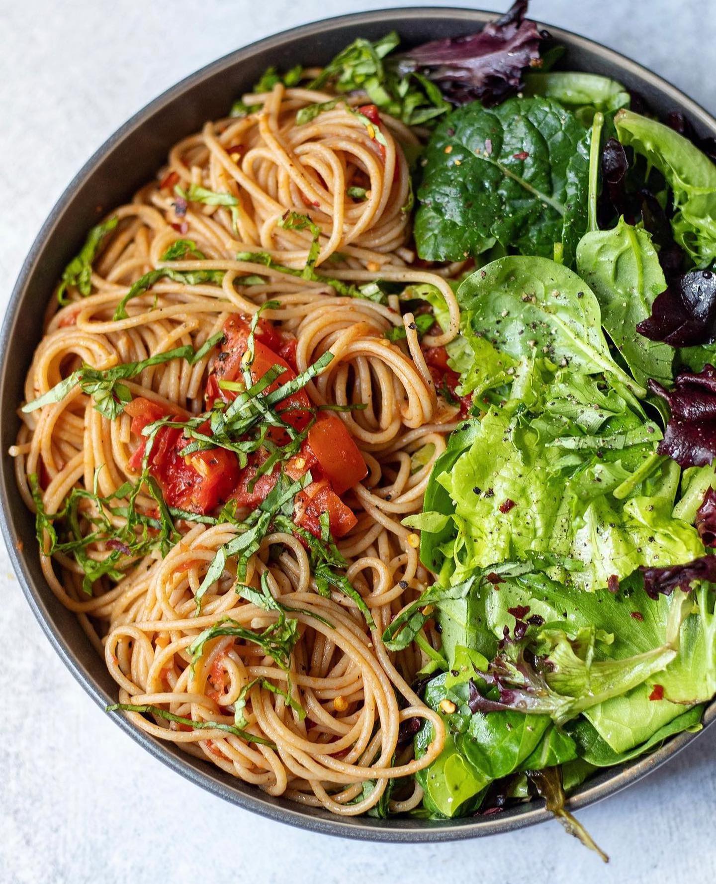 Quick Vegan Pomodoro Pasta
