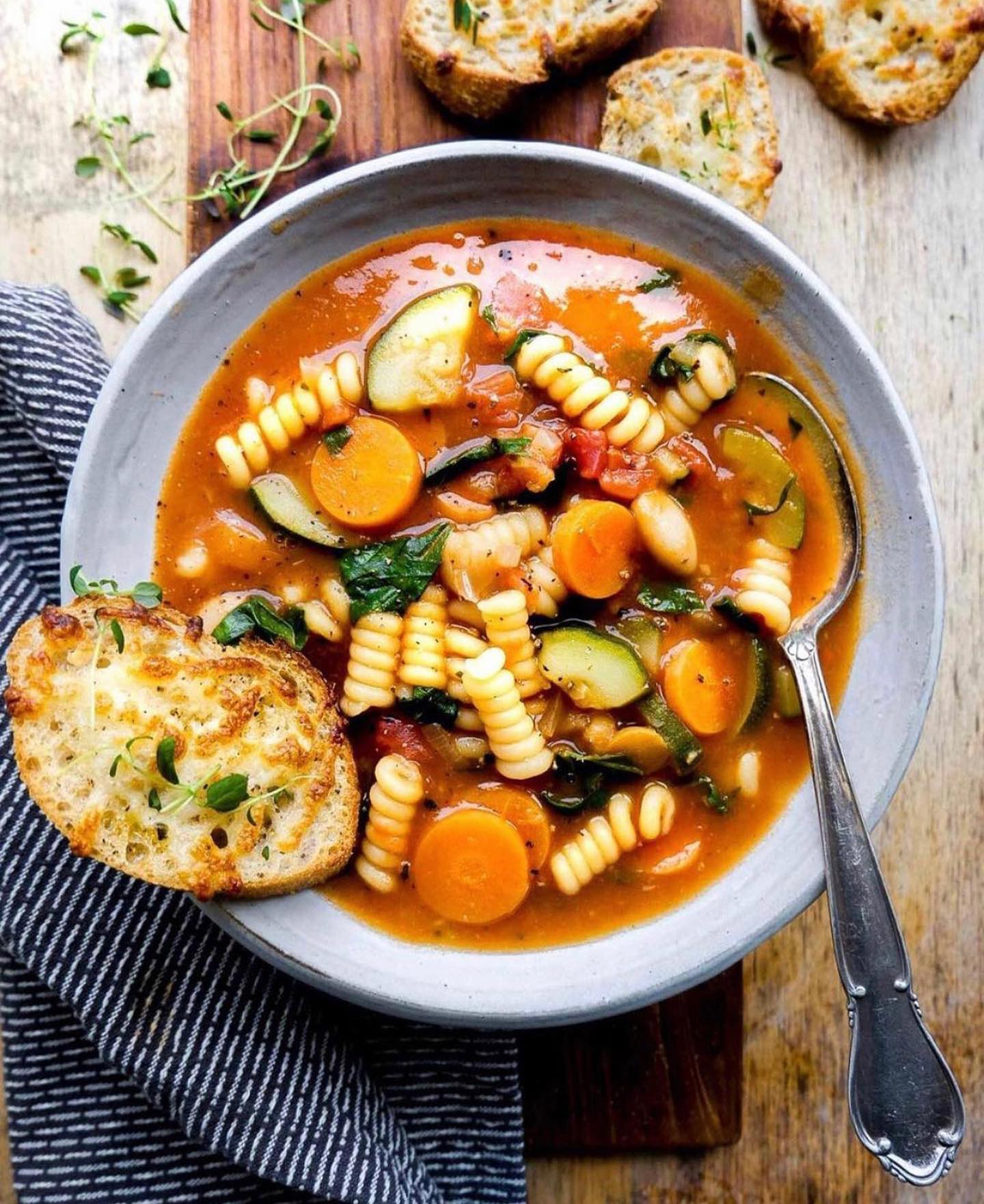 Vegan Vegetable Soup with Pasta