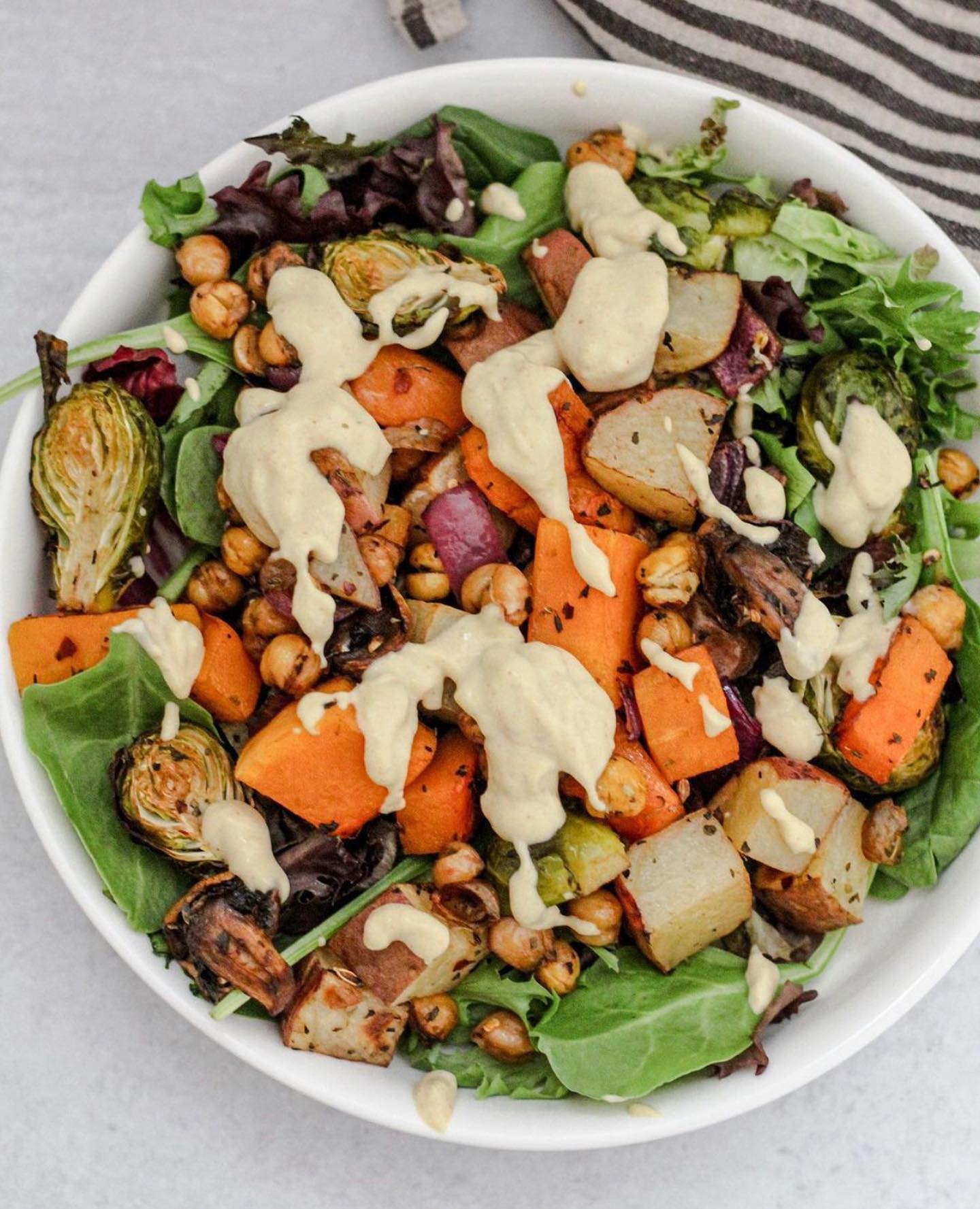 Balsamic Roasted Chickpeas and Vegetables
