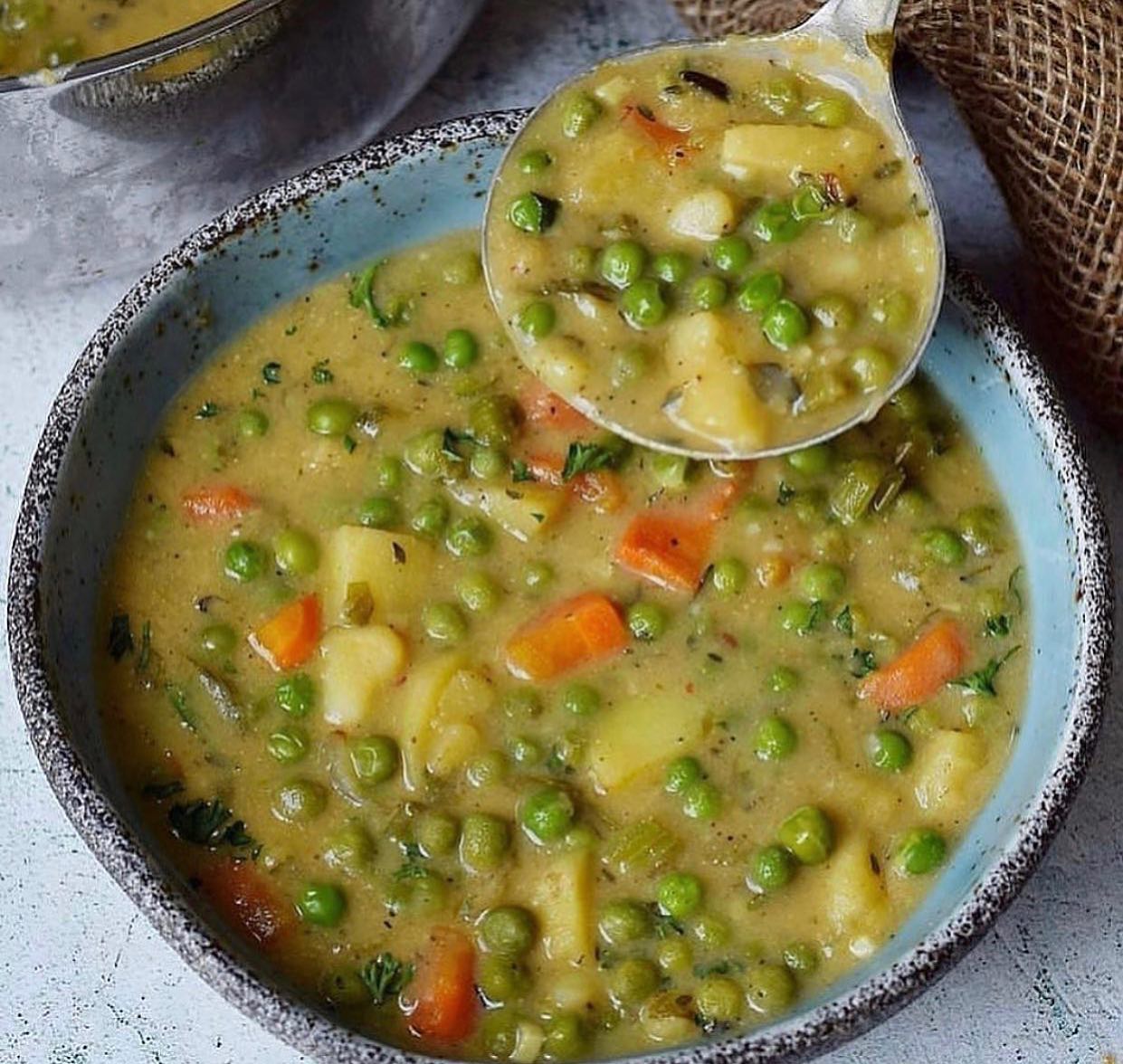 Hearty Comforting Vegetable Stew