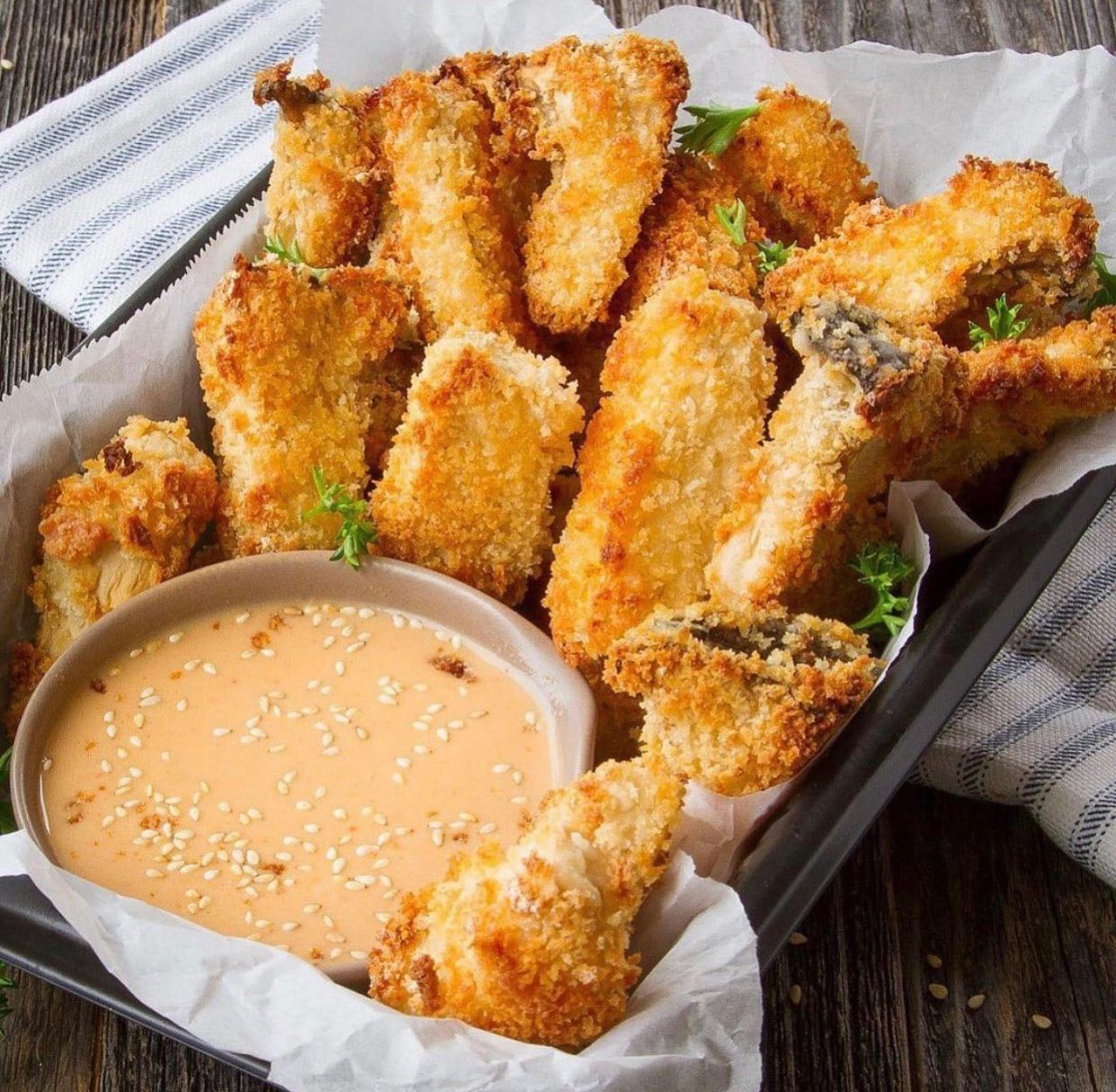 Crispy Oven-Baked Mushrooms with Spicy Tahini Dip