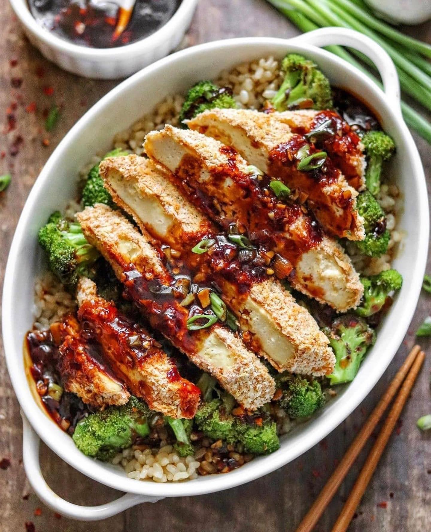 Panko-Crusted Tofu with Spicy Sauce