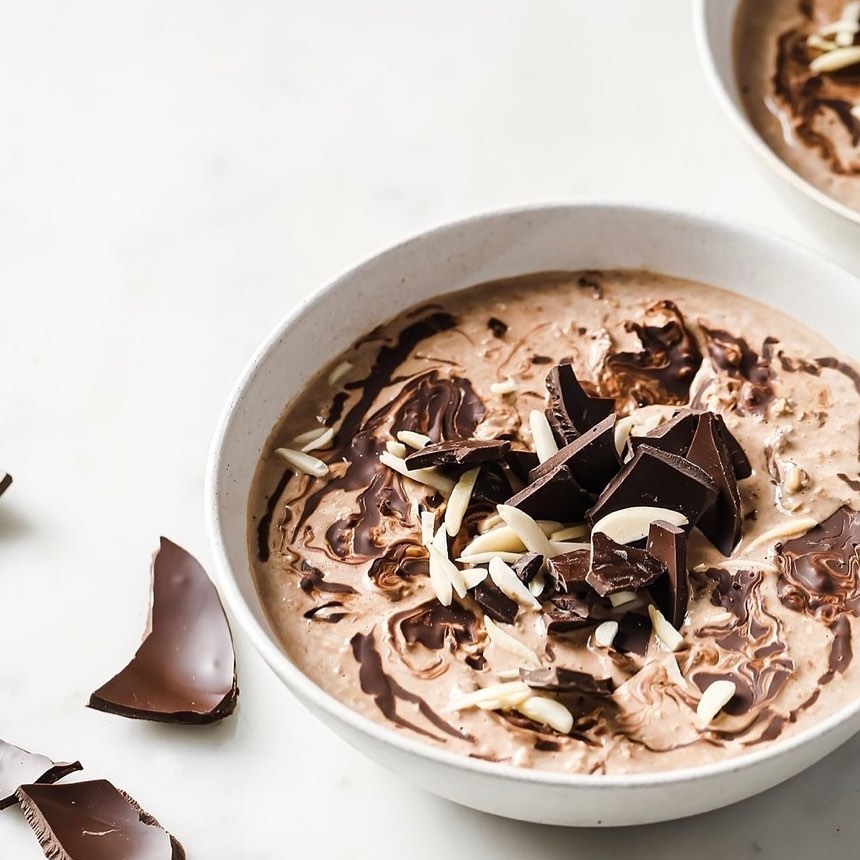 Crackshell Overnight Oats with Chocolate