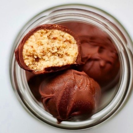 Five-Ingredient Salted Caramel Bliss Balls