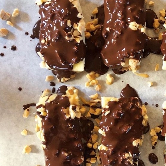 Healthy Vegan Cheats Snickers Bar
