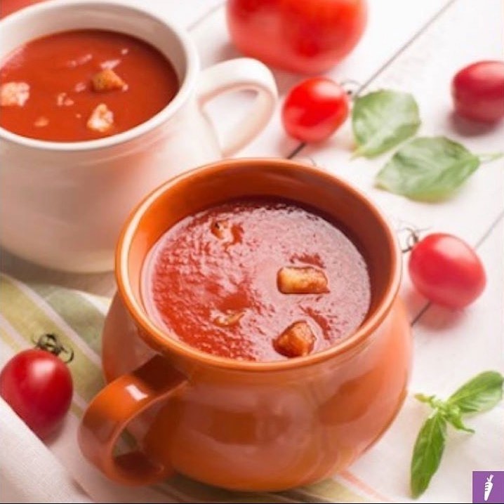 Smoky Roasted Tomato and Capsicum Soup