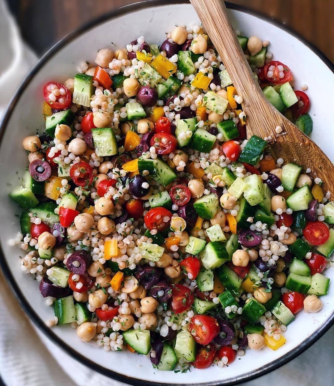 Vegan Couscous Salad with Chickpeas and Veggies