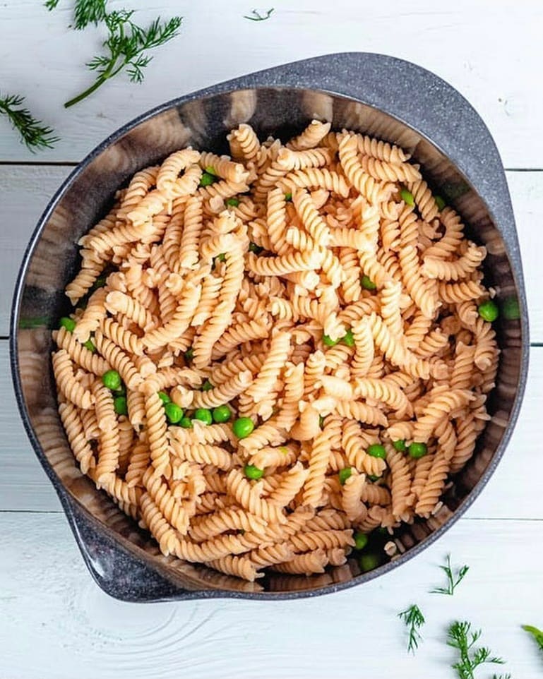 Herby Lemon Pasta Salad with Chickpea Pasta