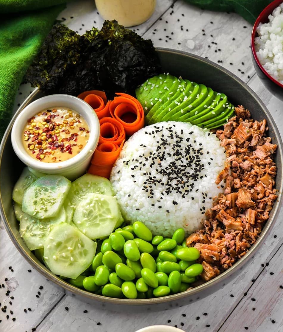 Vegan Sushi Bowl with Sweet Chili Mayo