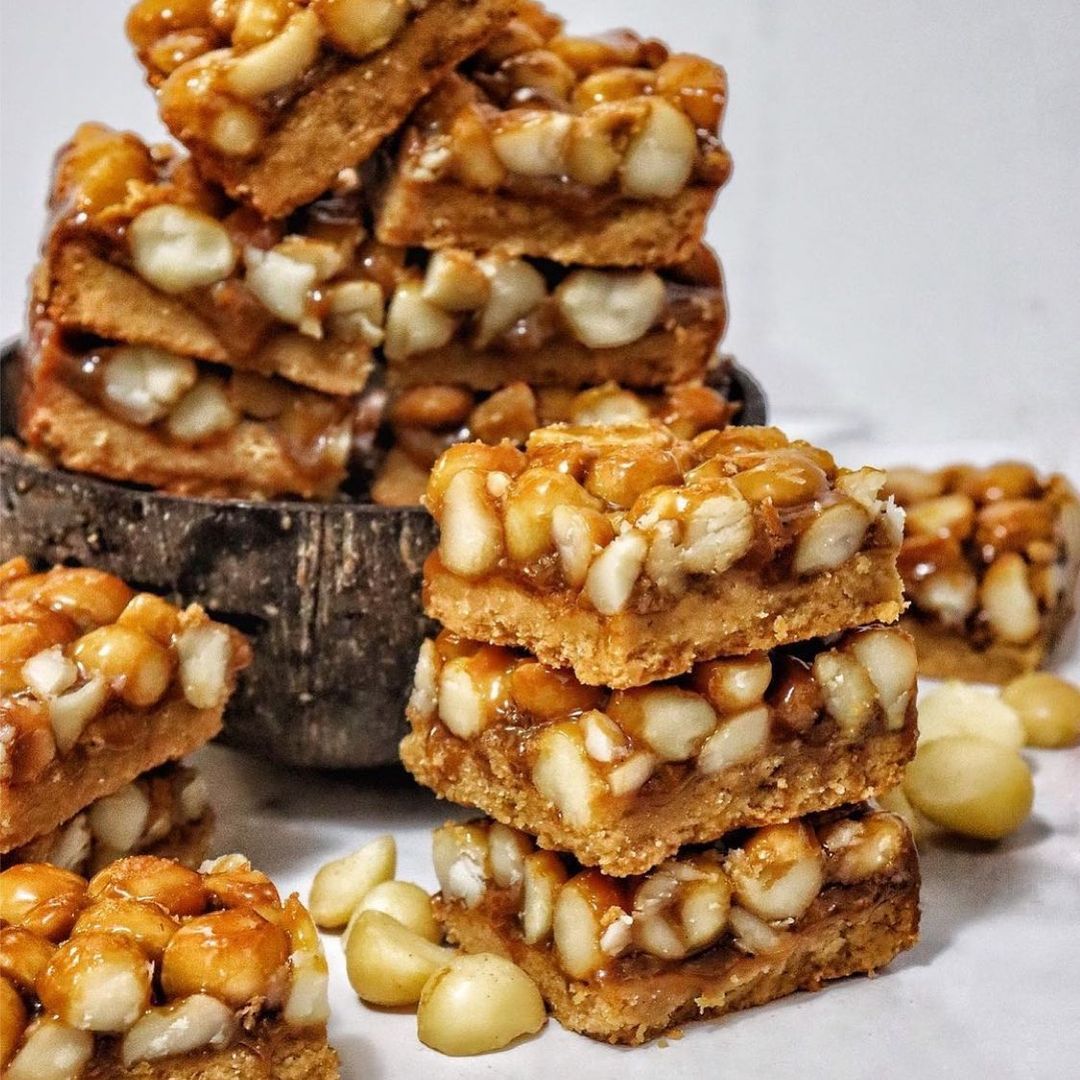 7-Ingredient Macadamia Caramel Slice