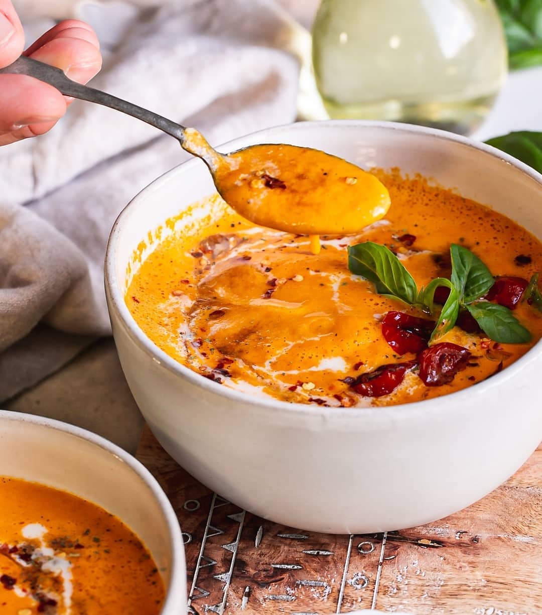 Roasted Creamy Tomato Carrot Soup