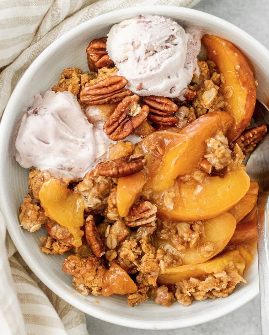 Easy Vegan Peach Crisp