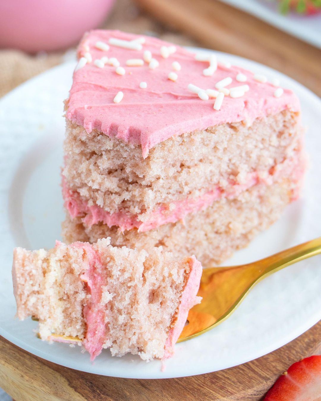Vegan Strawberry Cake