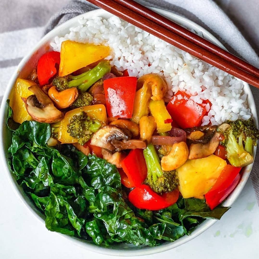 Spicy Pineapple Cashew Stir-Fry