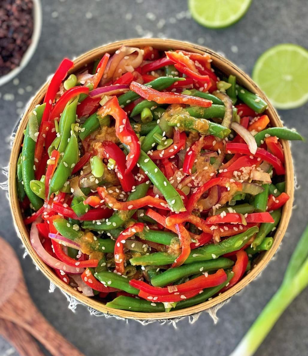 Bean and Capsicum Salad with Peanut Dressing