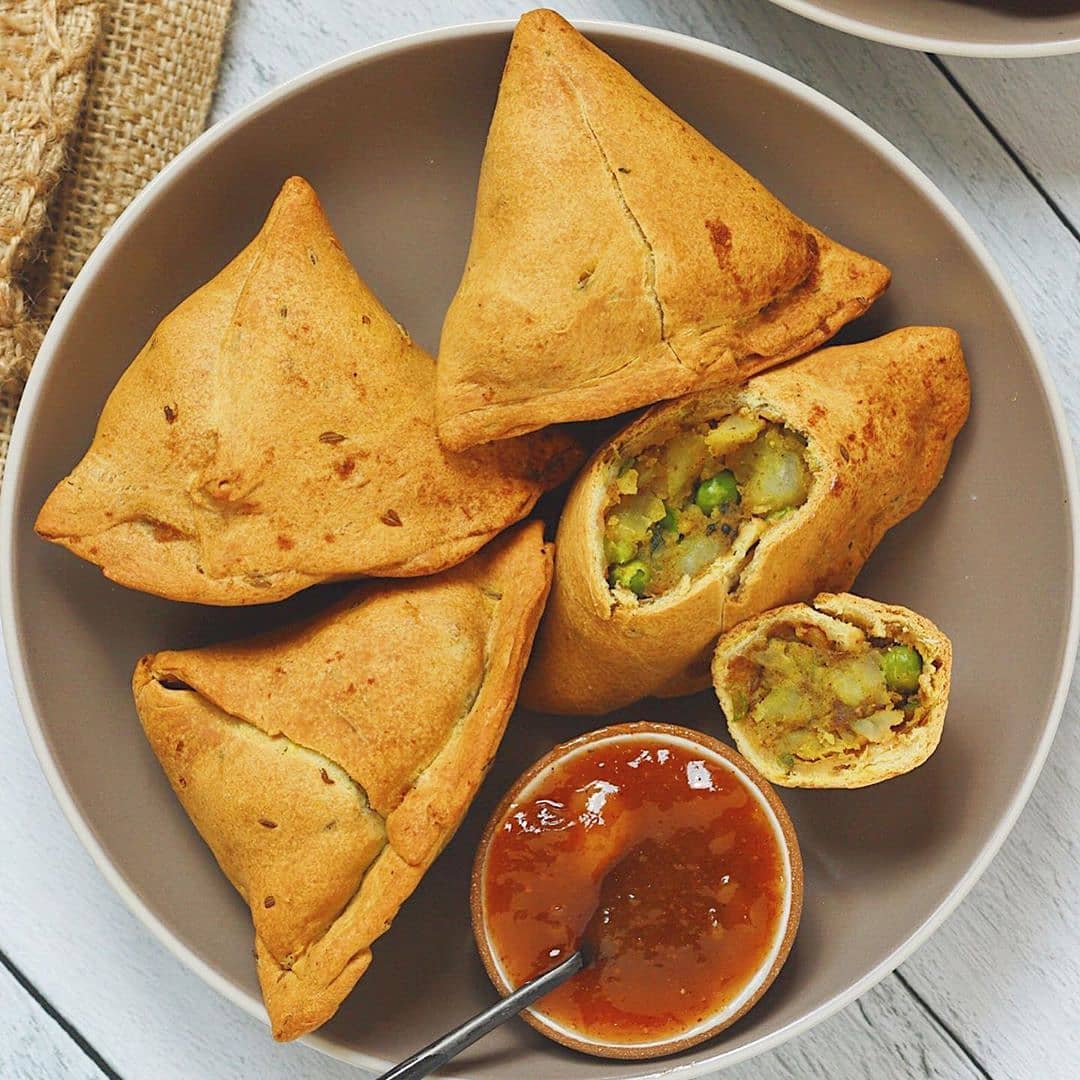 Vegan Potato and Pea Samosas