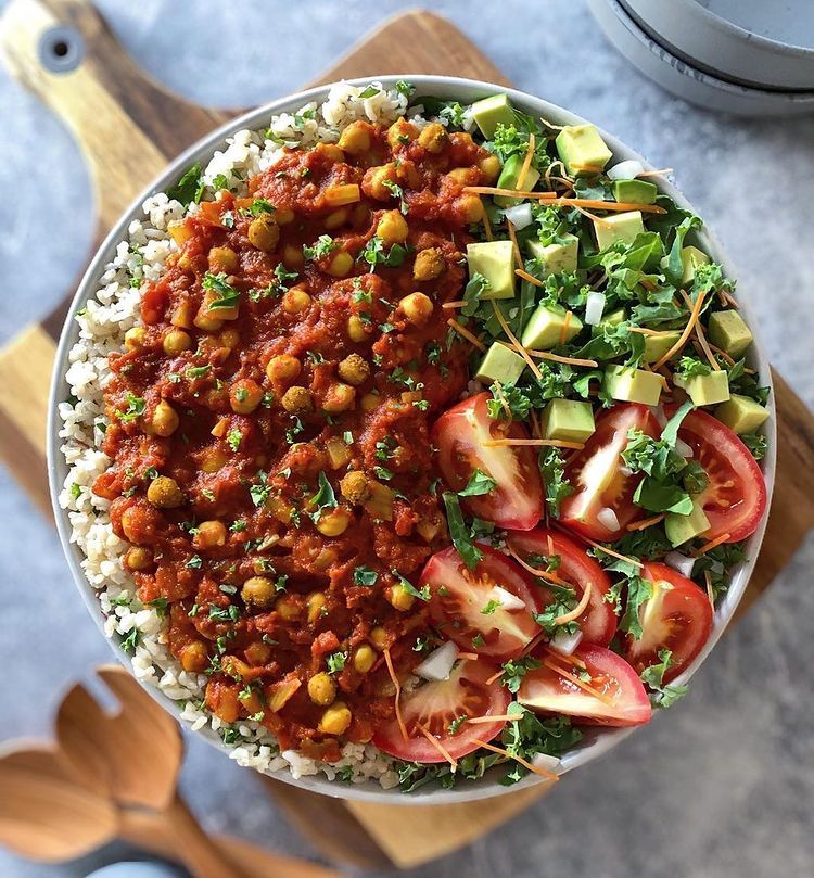 Tomato and Chickpea Curry Bowl