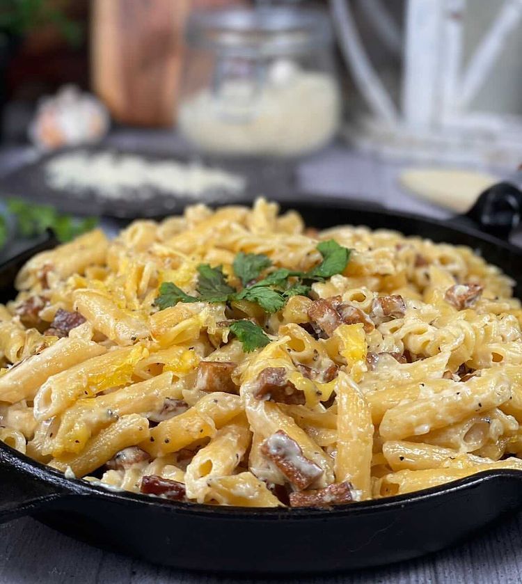 Creamy Vegan Carbonara Pasta