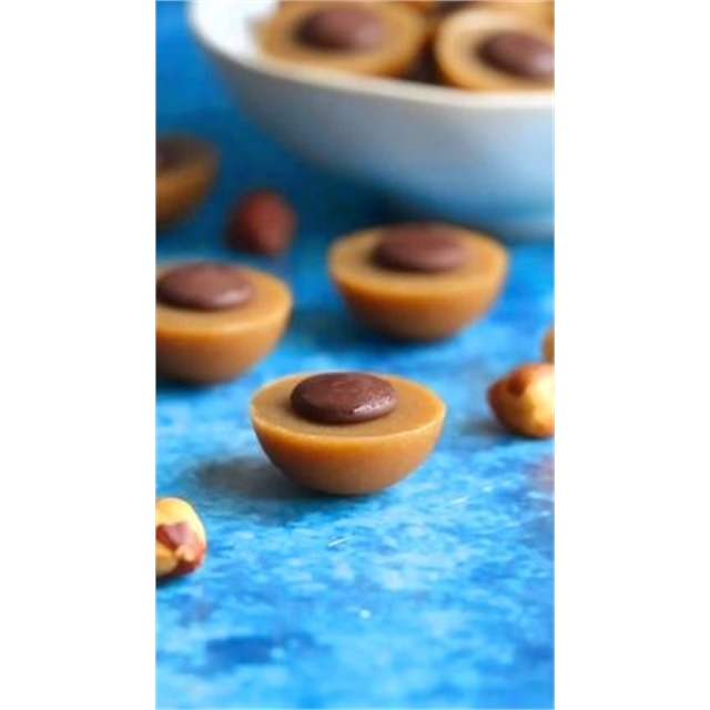 Vegan Toffifee-Style Chocolate Pralines