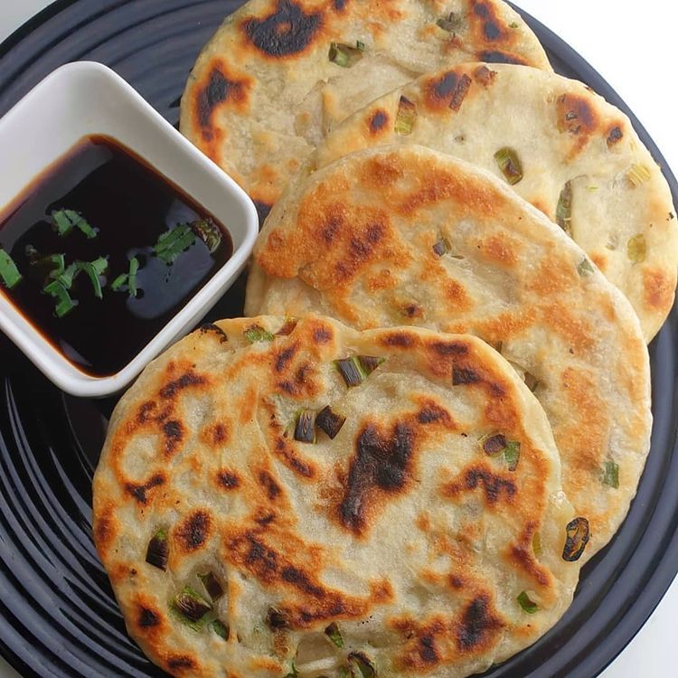 Crispy and Flaky Vegan Scallion Pancakes