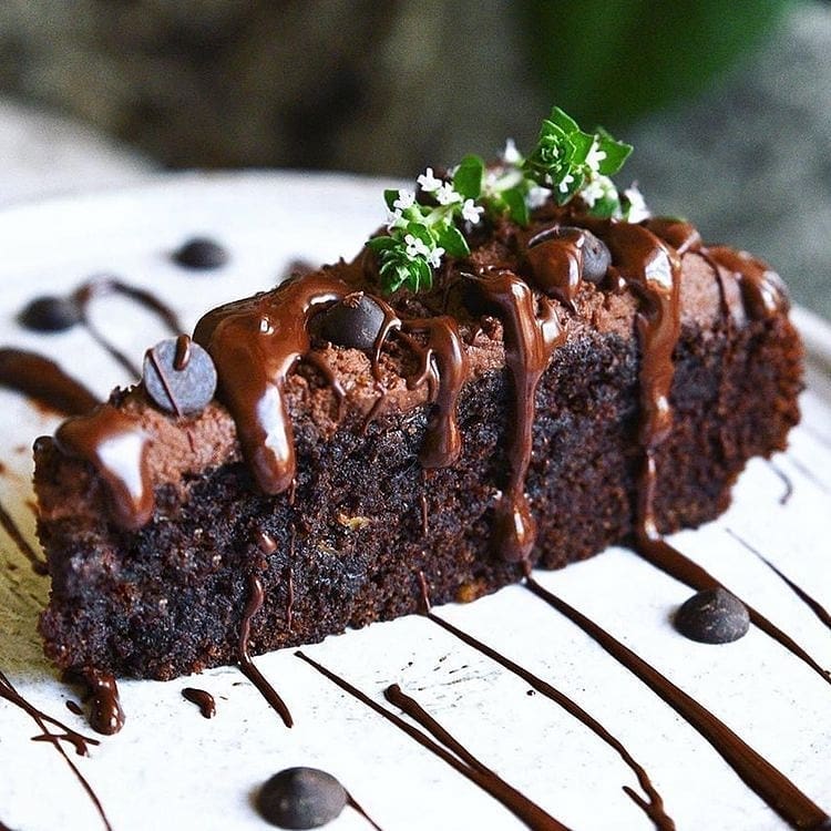 Vegan Chocolate Fudge Avocado Cake