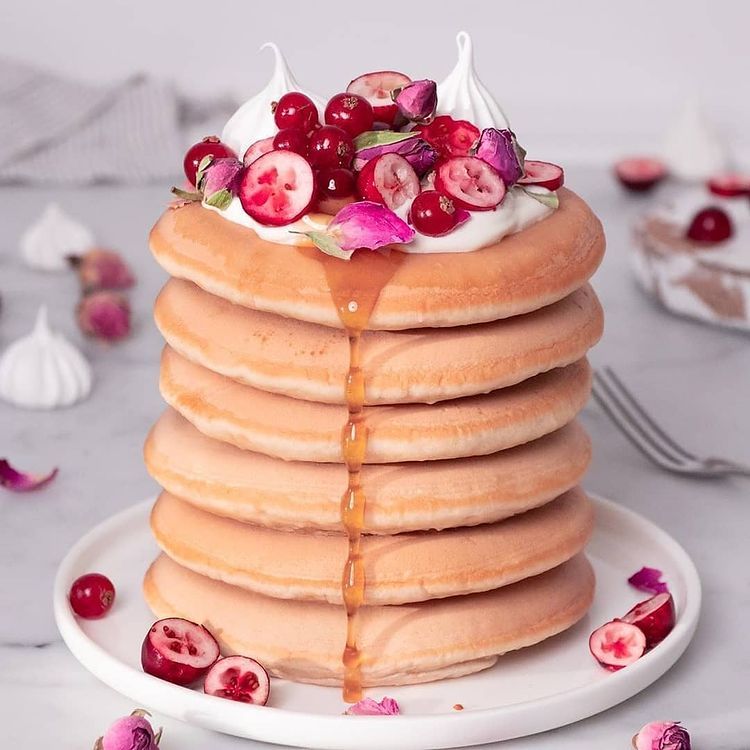 Super Fluffy Vanilla Spelt Pancakes