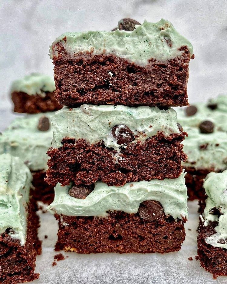 Mint Chocolate Chip Brownies