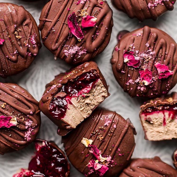 No-Bake Cherry Chocolate Mousse Cups