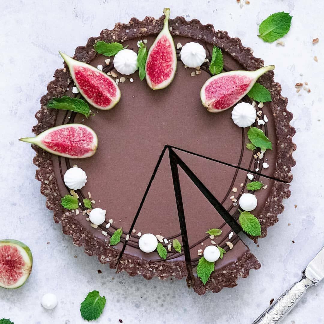 Vegan Chocolate and Fig No-Bake Tart