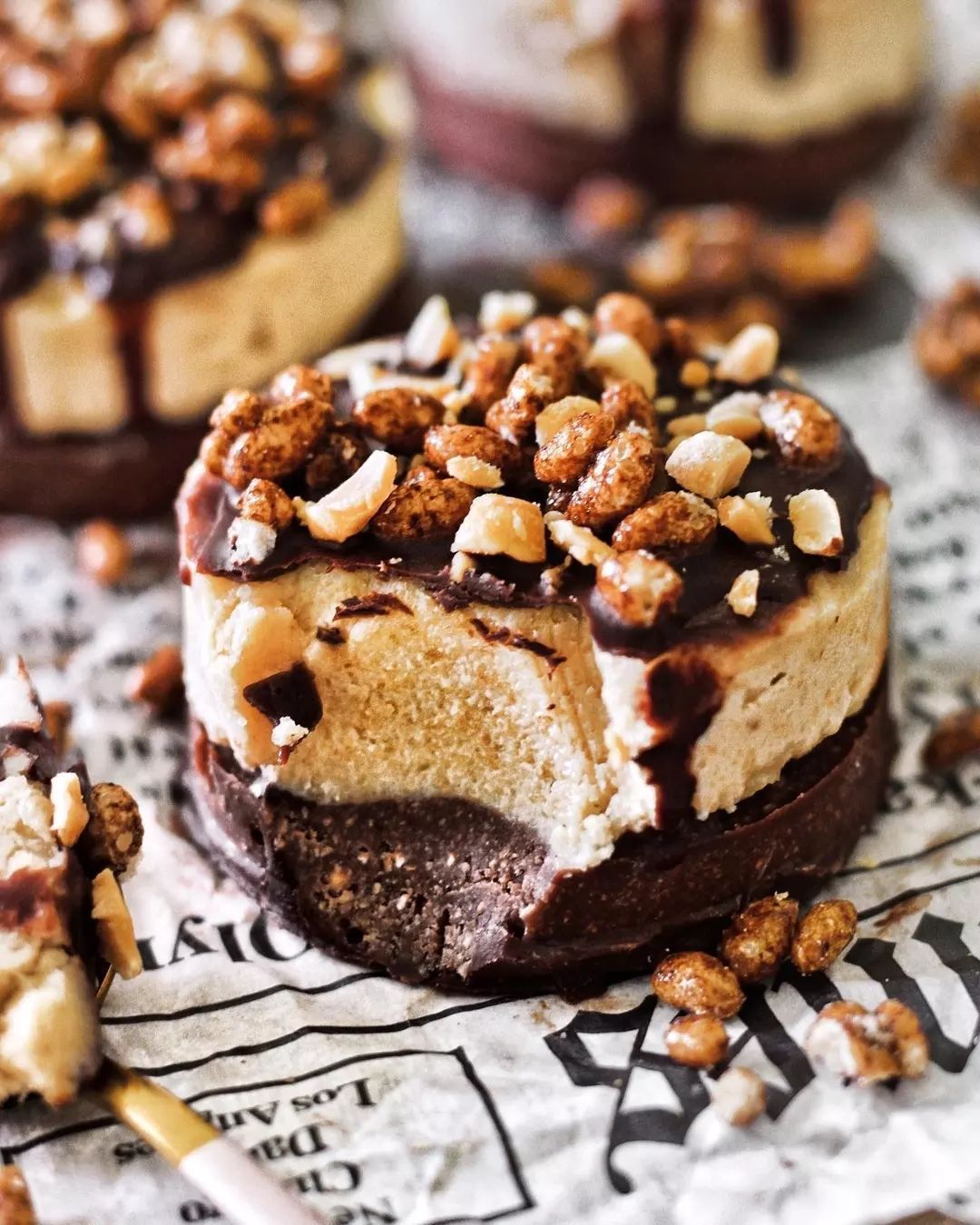 No Bake Mini Chocolate Peanut Butter Cheesecakes