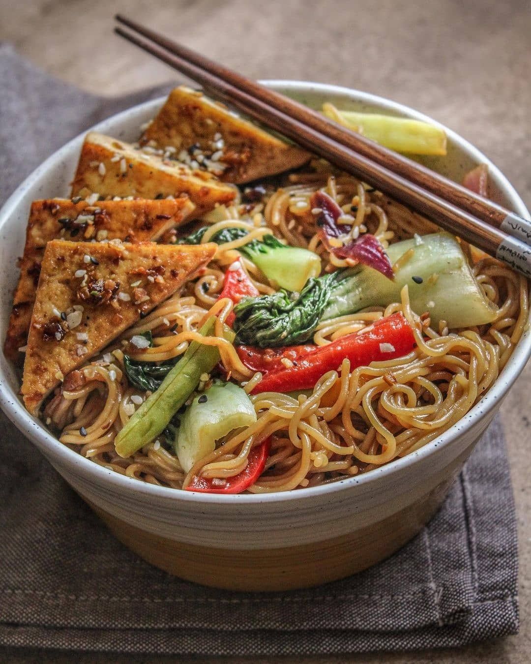 Ramen Stir Fry with Tofu and Vegetables