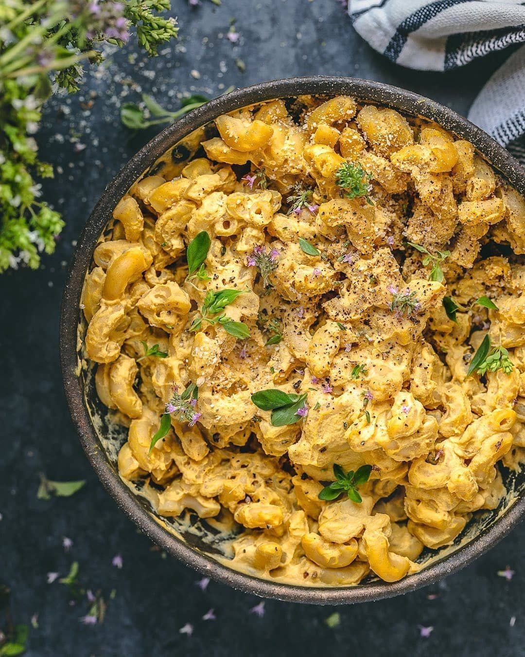 Creamy Cauliflower Mac and Cheese